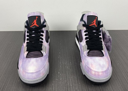 AIR JORDAN 4 RETRO