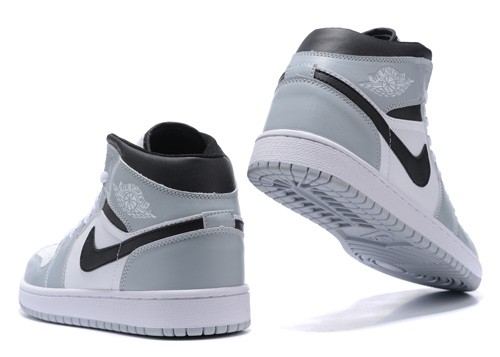 Air Jordan 1 Mid