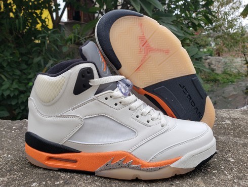 AIR JORDAN 5 RETRO