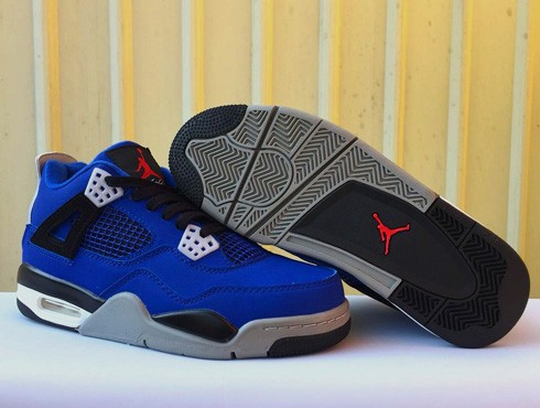 AIR JORDAN 4 RETRO