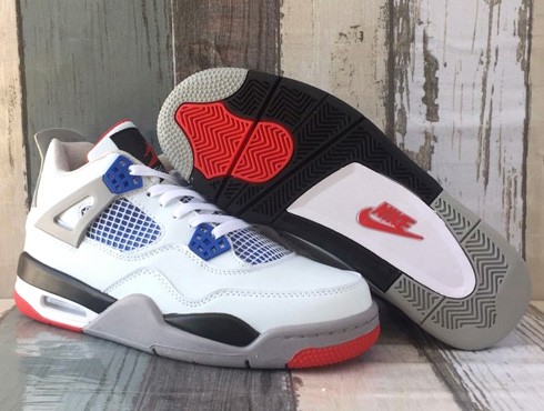 AIR JORDAN 4 RETRO SE