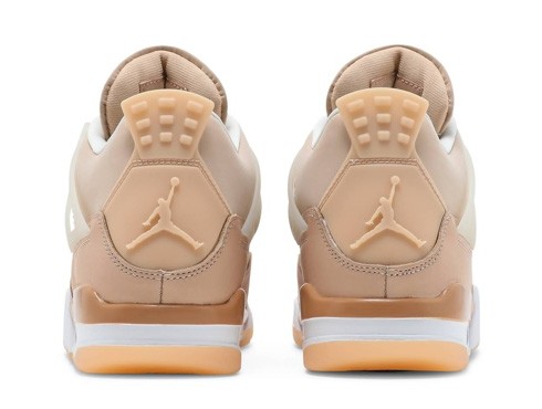 AIR JORDAN 4 RETRO