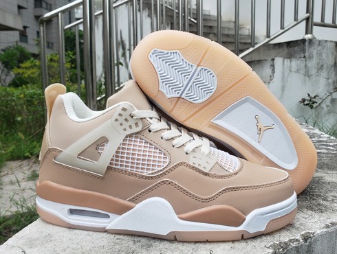 AIR JORDAN 4 RETRO