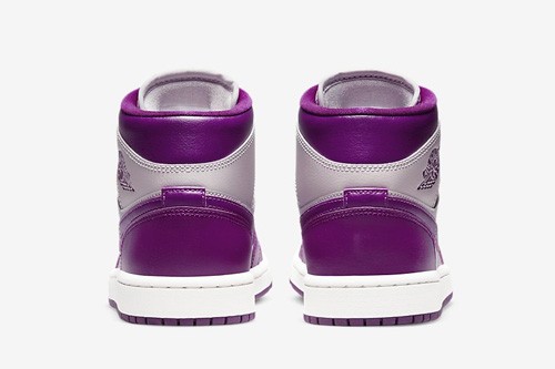 Air Jordan 1 Mid