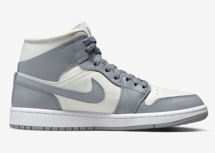 Air Jordan 1 Mid