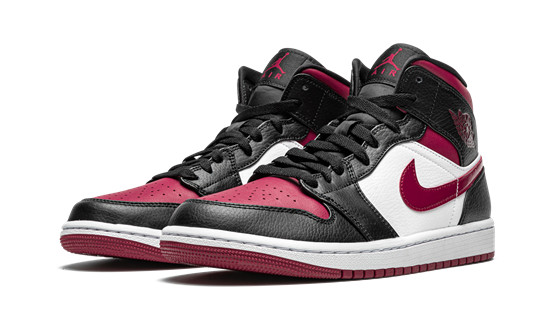 Air Jordans 1 Mid “Bred Toe” 5554724-066